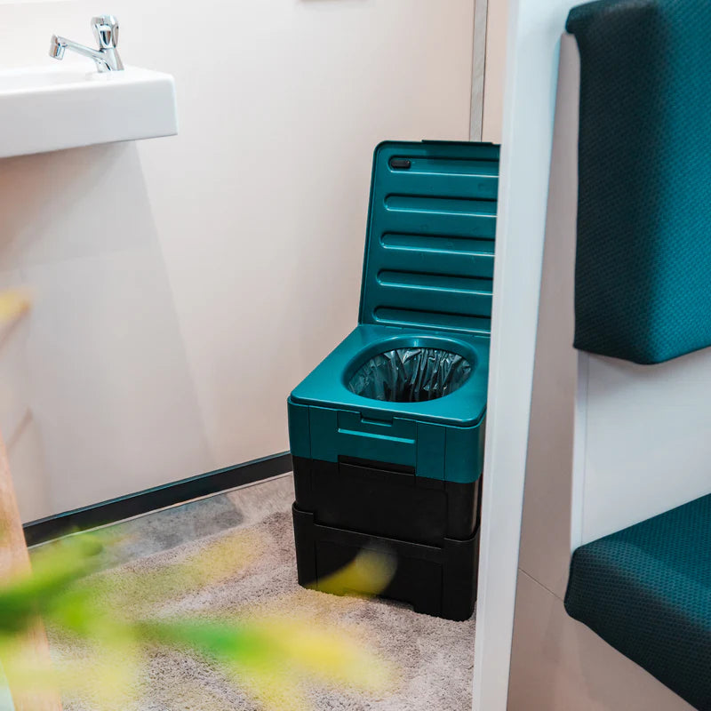 Clesana X1 mobile welding toilet