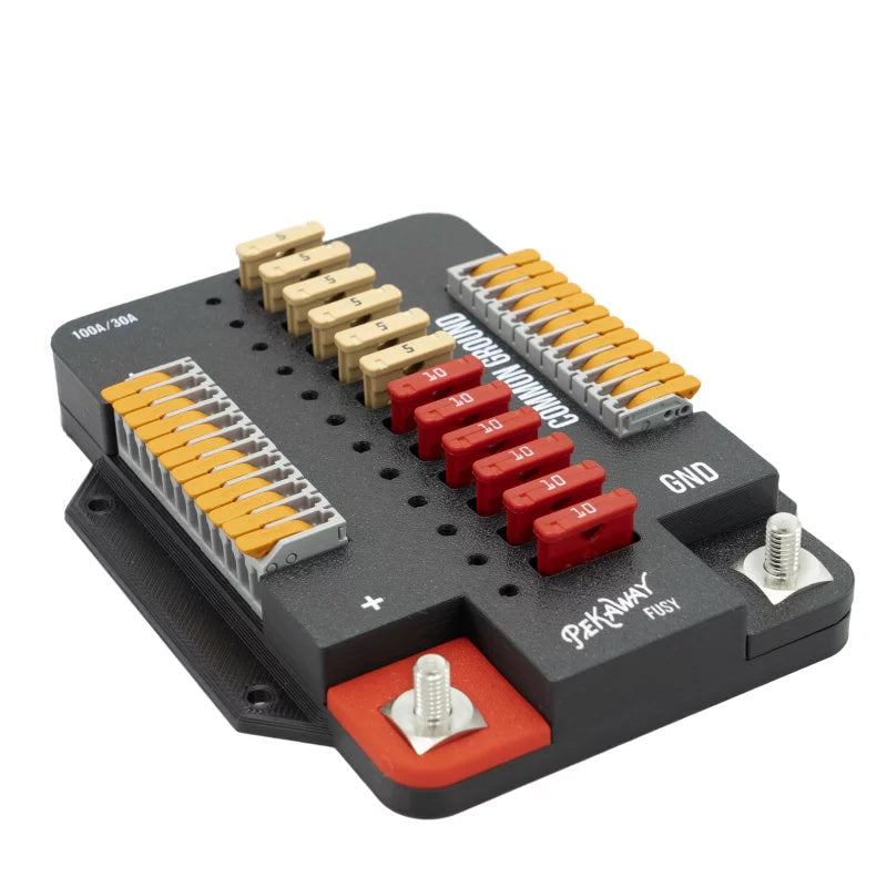Scatola fusibili, con 12x connessioni negative e positive e terminali a sgancio rapido