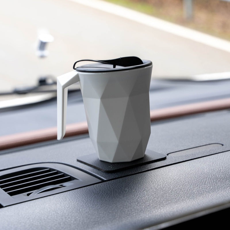 Silwy Tasse magnétique en plastique TO-GO 1 tasse magnétique + 1 couvercle + 1 pad métallique nano-gel BLACK