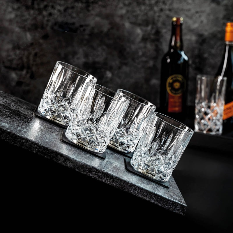 Silwy Magnet-Kristallgläser WHISKY DIAMOND 4 Magnet-Gläser + 4 Metall-Nano-Gel-Pads BLACK