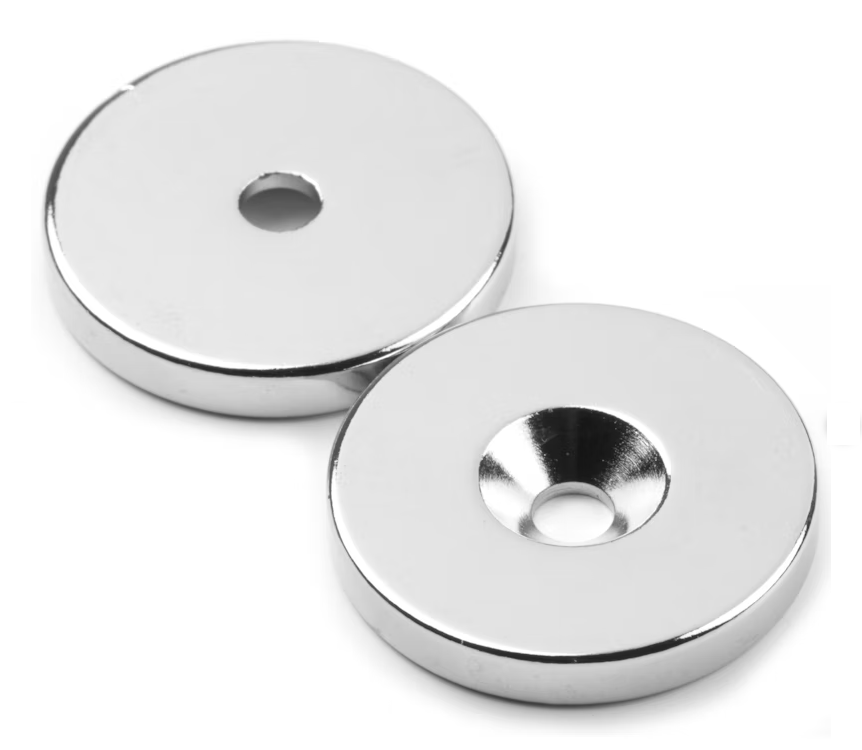 Disco magnetico Ø 27 mm, altezza 4 mm, contiene circa 8 kg.