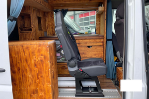 Mobiframe Taxifahrersitz drehbar, inkl. Schiene