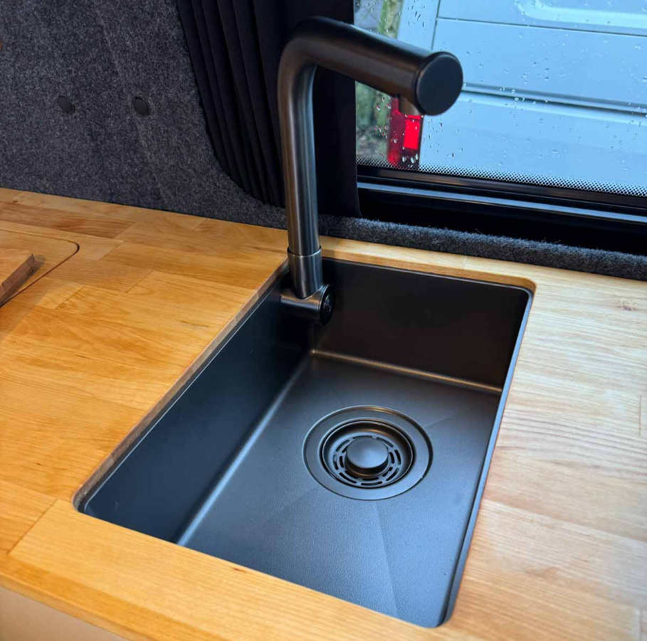 Queensize Camper lavabo en acier inoxydable [Dark Edition]