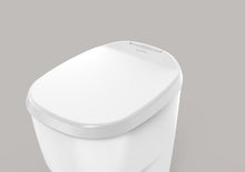 Laden Sie das Bild in den Galerie-Viewer, Clesana C1 – wasserlose Toilette mit Rundsockel