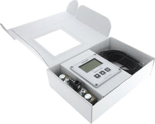 Laden Sie das Bild in den Galerie-Viewer, Votronic 1266 LCD-Batterie-Computer 200 S Smart Shunt
