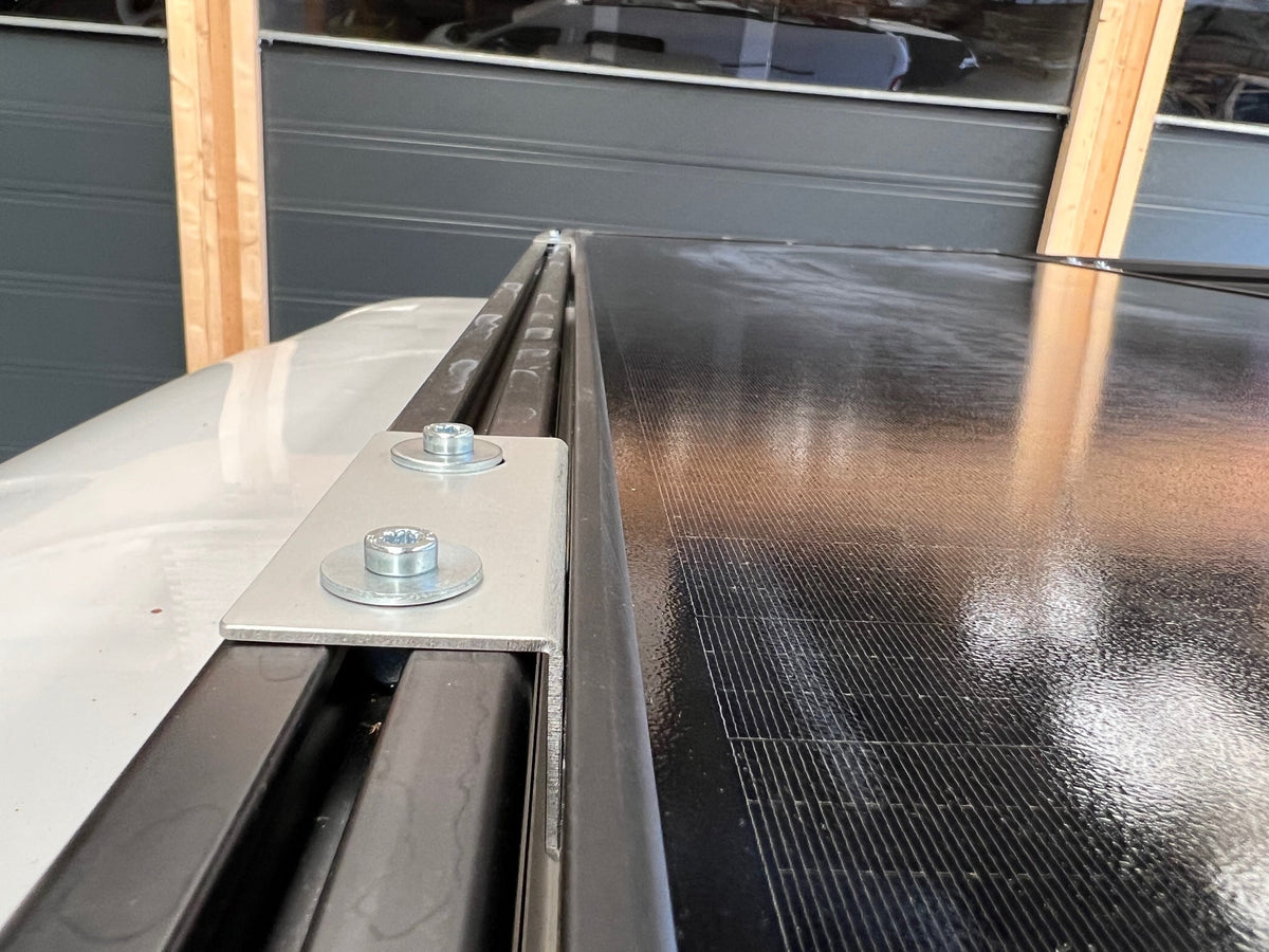 Solar Haltewinkel XL – Montagebeispiel