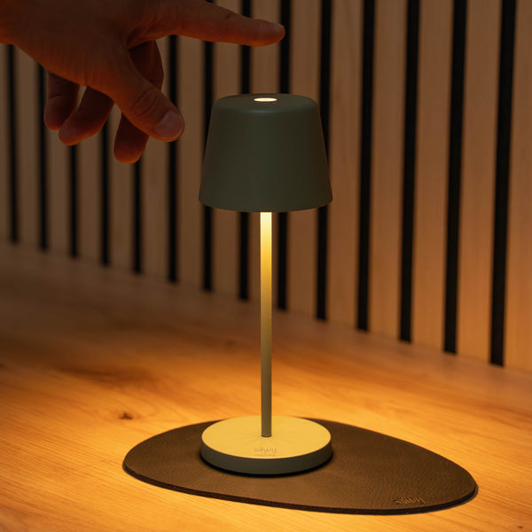 Luce magnetica Silwy MONACO VERDE OLIVA con tovaglietta, vari colori