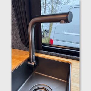 Queensize Camper Warmwasser Mischarmatur Versenkbar [Dark Edition]