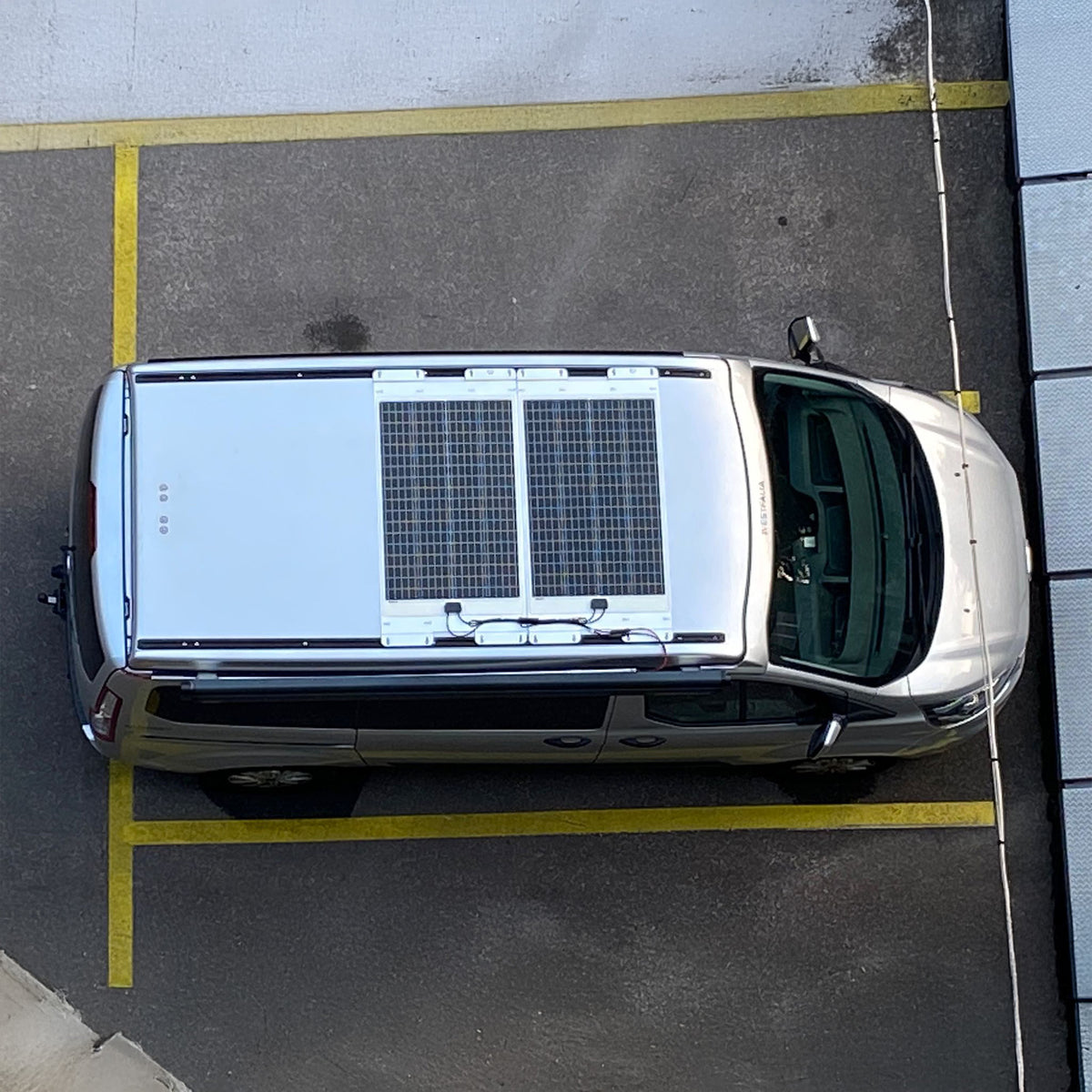 Ford Nugget Solaranlage, 135W / 270W Kit, inkl. MPPT Laderegler mit Bluetooth