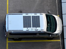 Laden Sie das Bild in den Galerie-Viewer, Ford Nugget Solaranlage, 135W / 270W Kit, inkl. MPPT Laderegler mit Bluetooth