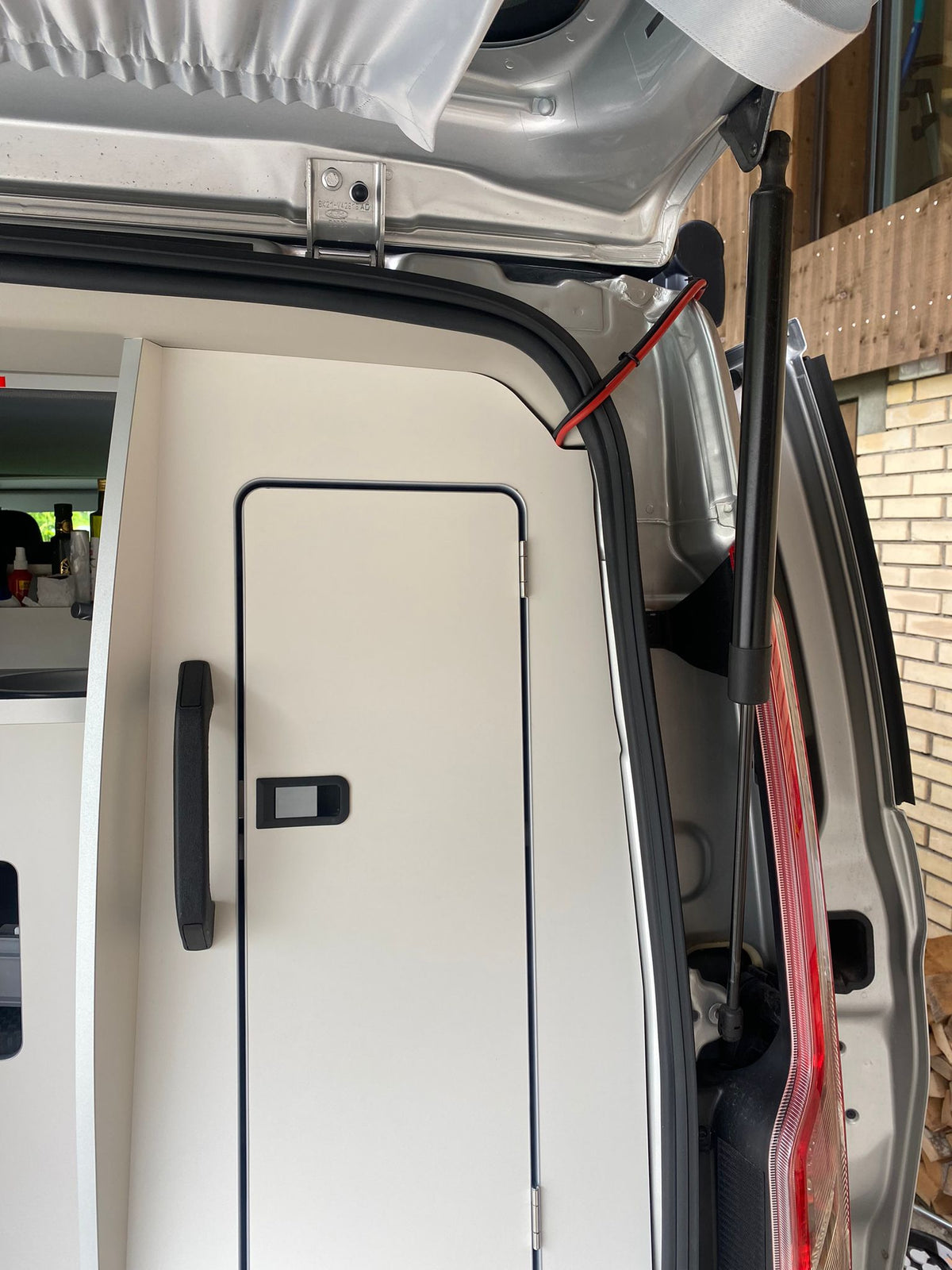 Ford Nugget Solaranlage, 135W / 270W Kit, inkl. MPPT Laderegler mit Bluetooth