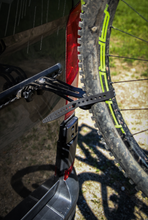 Laden Sie das Bild in den Galerie-Viewer, PUSHrack Veloträger / Fahrradträger für fast alle Kastenwagentypen, E-Bike tauglich