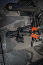 Laden Sie das Bild in den Galerie-Viewer, PUSHrack Veloträger / Fahrradträger für fast alle Kastenwagentypen, E-Bike tauglich