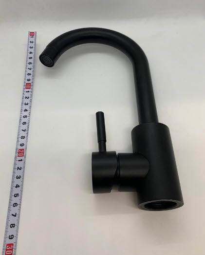 Edelstahl Wasserhahn schwarz mit Schweizer 3/8 Zoll Anschluss