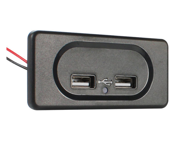 12V/24V- USB - Buchse zum Einbau mit zwei USB-Anschlüssen