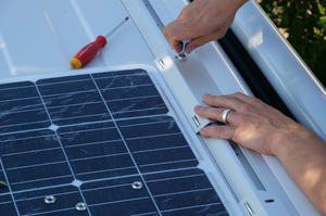 T5 / T6 Solaranlage, 135W / 270W Kit für California Aufstelldach, inkl. MPPT Laderegler mit Bluetooth