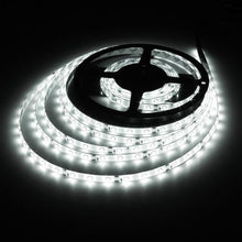 Laden Sie das Bild in den Galerie-Viewer, 5M LED- Band, 12V, Weiss / warmes Weiss / Blau / Rot / Grün