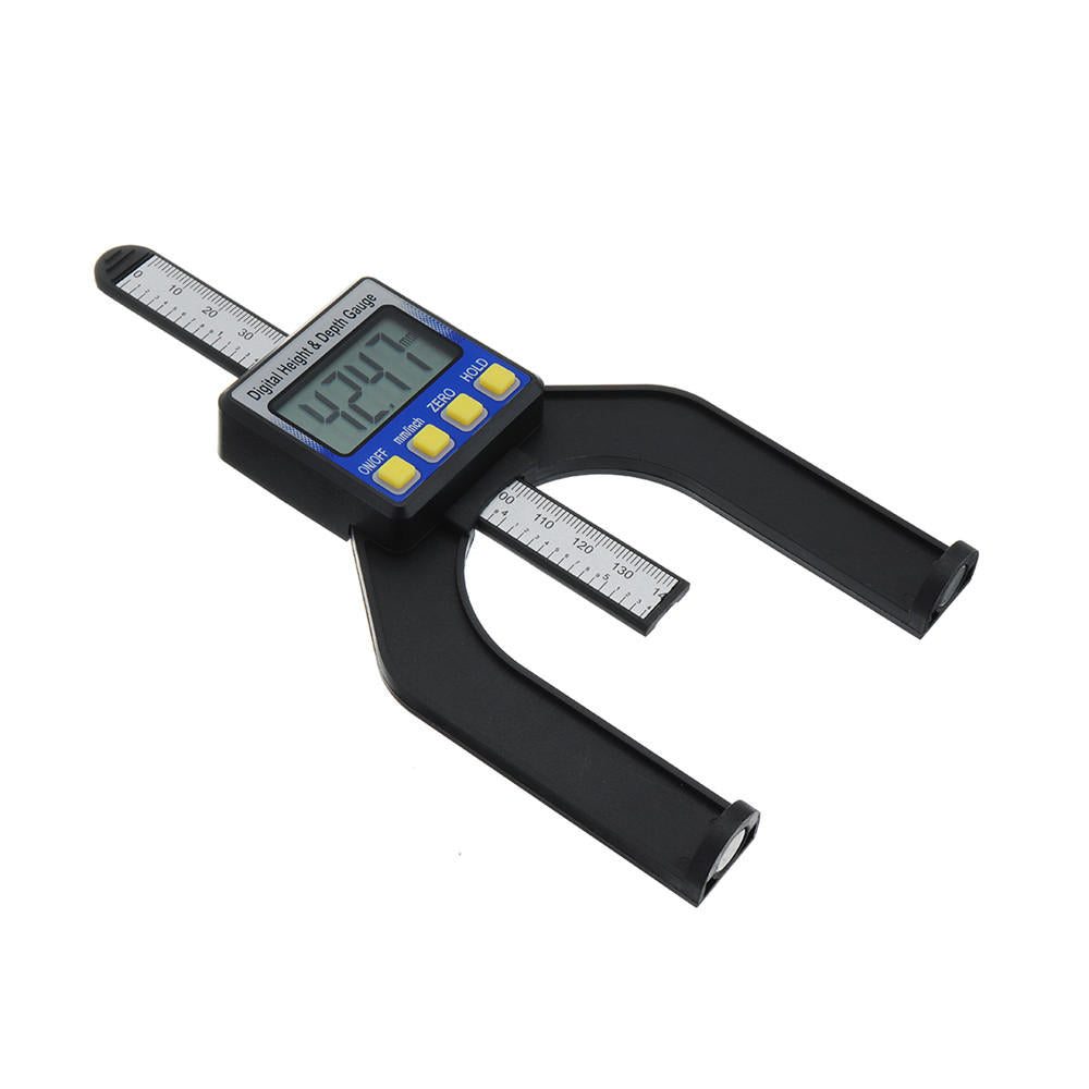Digital height gauge / depth gauge for e.g. milling table saw ( depth gauge )