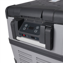 Laden Sie das Bild in den Galerie-Viewer, Kompressor Kühlbox 45 Liter, aus der Schweiz