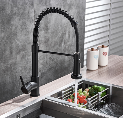 Schwarzer Wasserhahn mit gefederter Brause, 360° Drehbar