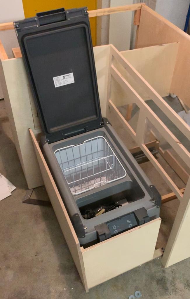 Kompressor Kühlbox 45 Liter, aus der Schweiz